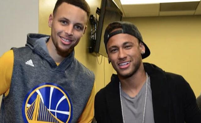 经纪人：若有球队有意圣地亚哥很正常，但他没离开米兰的想法（经纪人：有队看上圣地亚哥不意外，他不打算离开米兰）