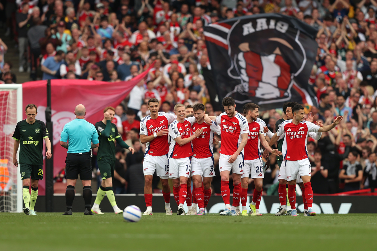 又绝杀！这支球队真的懂浪漫（又一次压哨绝杀！这支球队太会浪漫了）