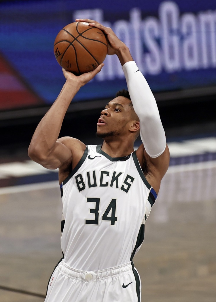 萨沃纳：尤文对我来说永远是家；会建议伊尔迪兹来英超（萨沃纳：尤文永远是我的家；我会建议伊尔迪兹赴英超）