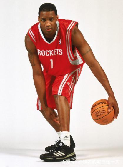 魔鬼主场告破！猛龙此前主场8连胜，被湖人终结（湖人终结猛龙主场八连胜，魔鬼主场神话告破）