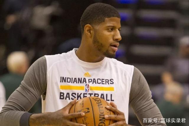 呼和浩特这幕太暖了 ！（呼和浩特的这一幕，暖心极了！）