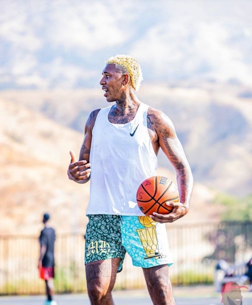 日职联前瞻：川崎前锋攻强守弱，广岛三箭主帅赛季后将离队（日职联看点：川崎前锋火力凶猛防线存忧，广岛三箭主帅赛季后告别）