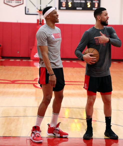 阿森西奥：全队都明白阿隆索传递的理念，我们100%支持阿隆索（阿森西奥：全队已领会阿隆索理念，我们对阿隆索百分百支持）